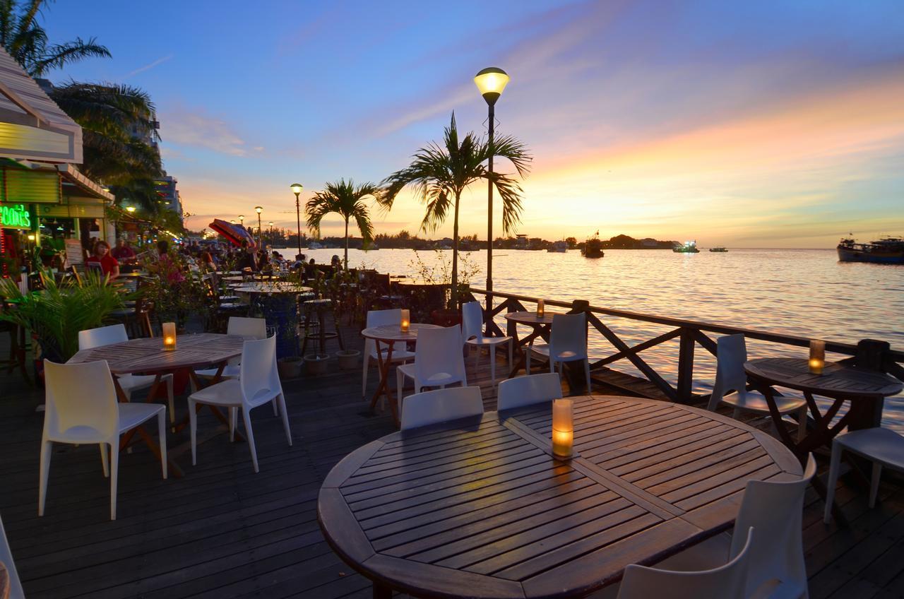 Hotel Kooler Inn Kota Kinabalu Exterior photo
